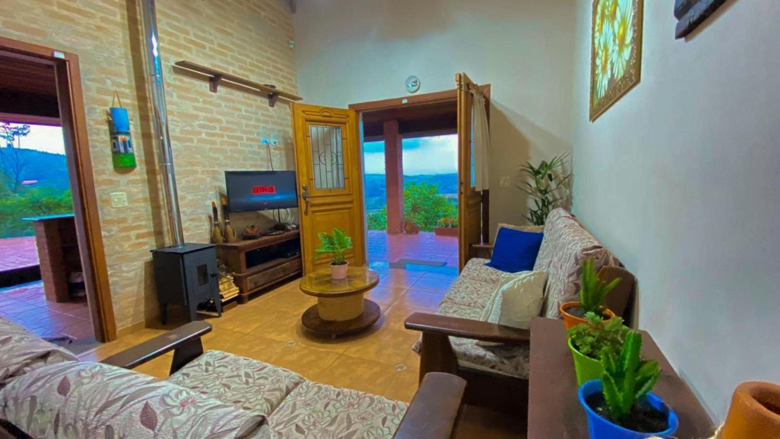 Casa De Campo Araxa Na Montanha Com Piscina Пиракая Екстериор снимка